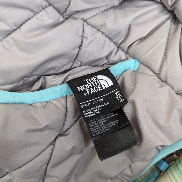 The North Face Coat Girls 6 XS Blue Gray Puffer Perrito Reversible Jacket - Picture 4 of 16